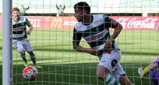 Lucas Campana y Sergio López le entregaron el primer triunfo en casa a Deportes Temuco desde su regreso a Primera División. 