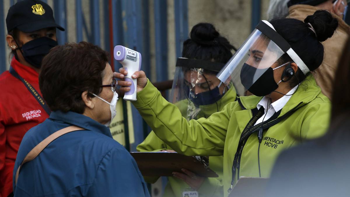 Test PCR en Chile: ¿dónde y cuando pueden hacerse las pruebas del ...