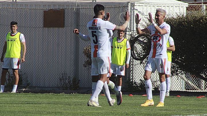 Cobresal Corta Su Mala Racha Y Celebra En Casa Ante Wanderers As Chile